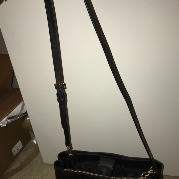 Michael Kors Handbag - Picture 6 of 6